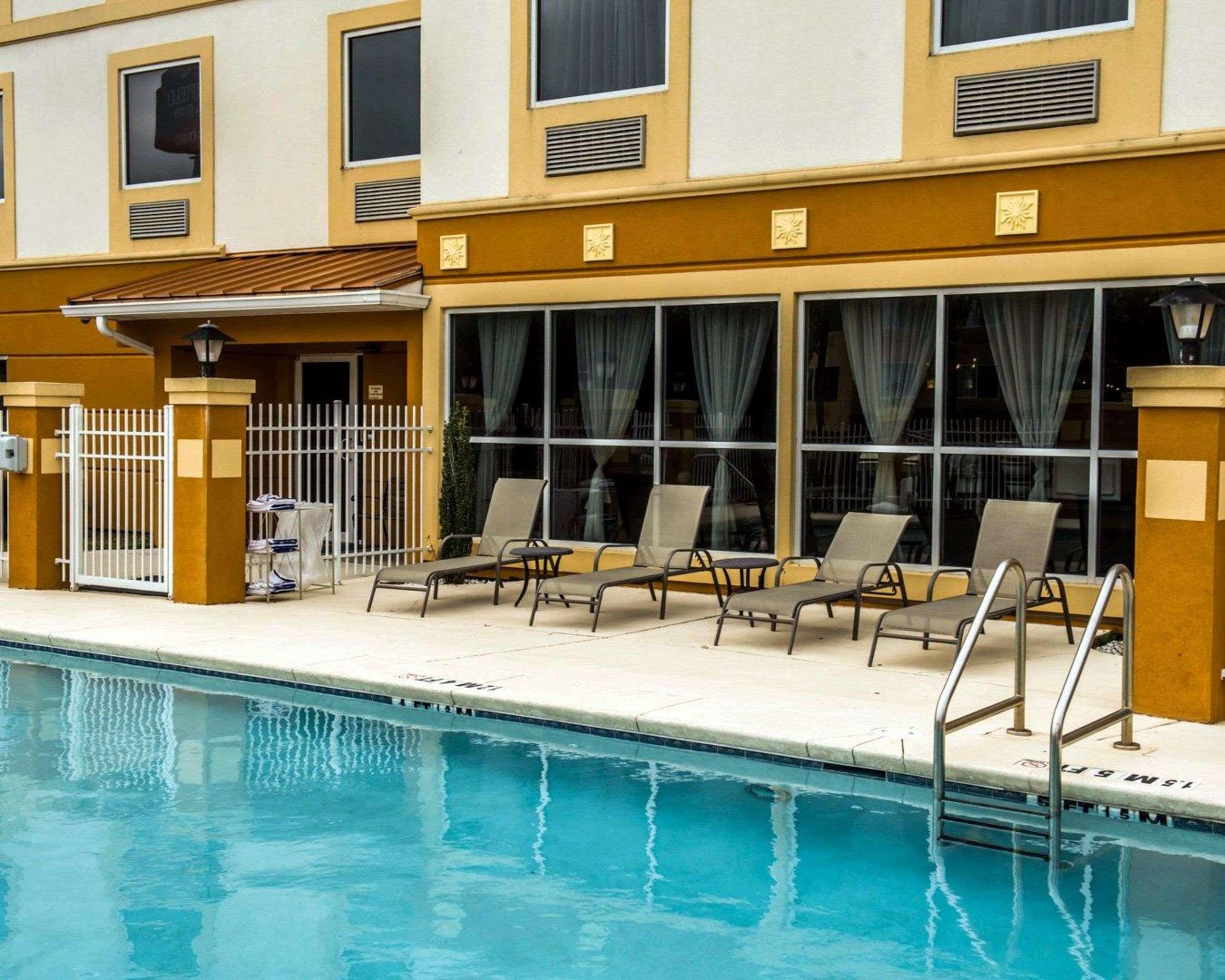Comfort Inn & Suites Marianna I-10 Kültér fotó